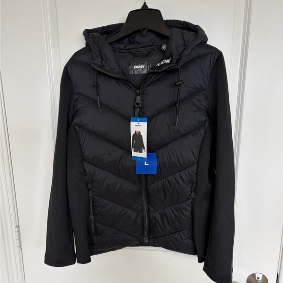 ❤️DKNY Women's Puffer Jacket Scuba Sleeves Mixed Media Black size L 
New WithTag - Picture 3 of 12